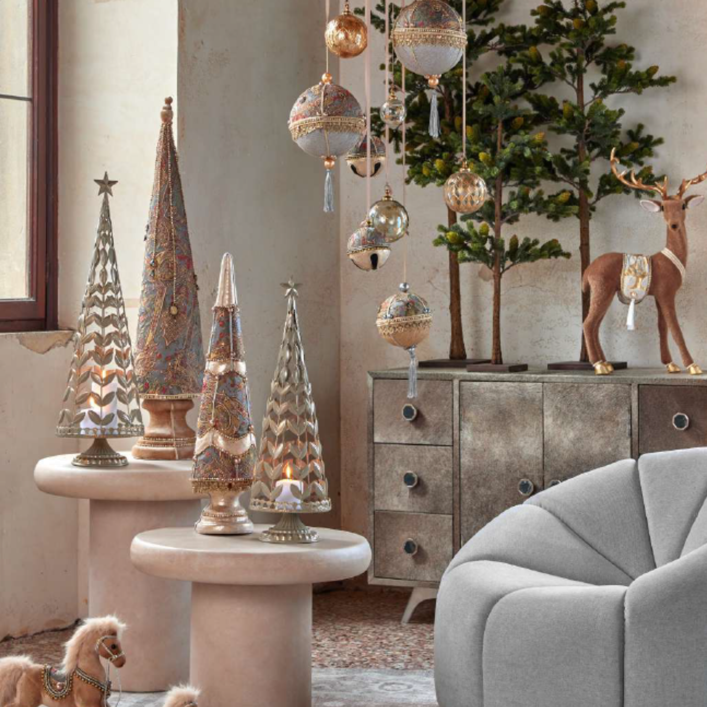 Decoro Pino in Metallo a Foglie Light Grey h. 66,5 cm - EDG Enzo De Gasperi