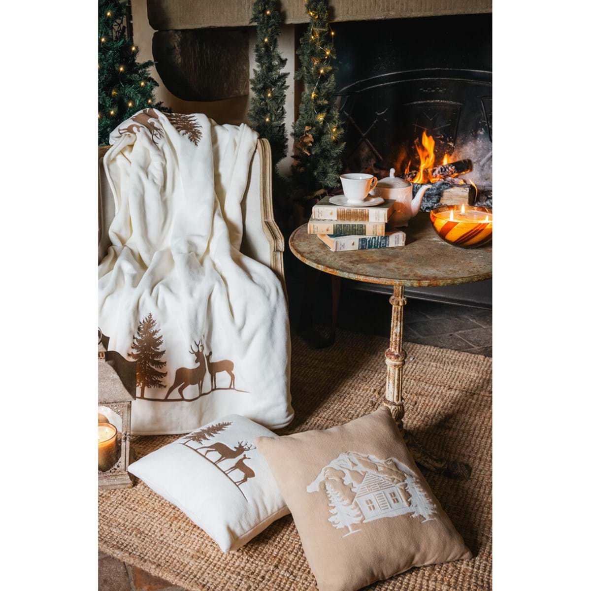 Set Cuscino e Plaid in Sherpa Silenzio Alpino Blanc Mariclò